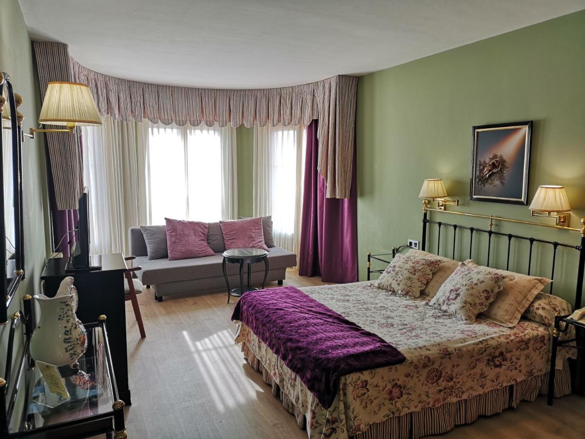 Hotel Y Casona El Carmen ペルロラ エクステリア 写真
