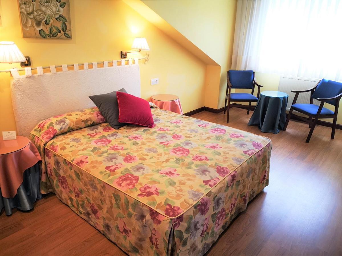 Hotel Y Casona El Carmen ペルロラ エクステリア 写真