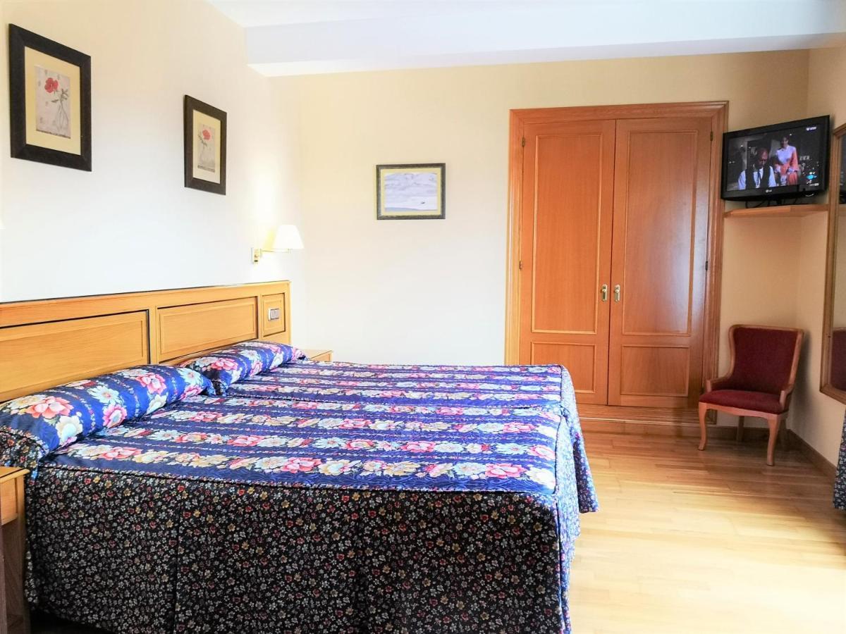 Hotel Y Casona El Carmen ペルロラ エクステリア 写真