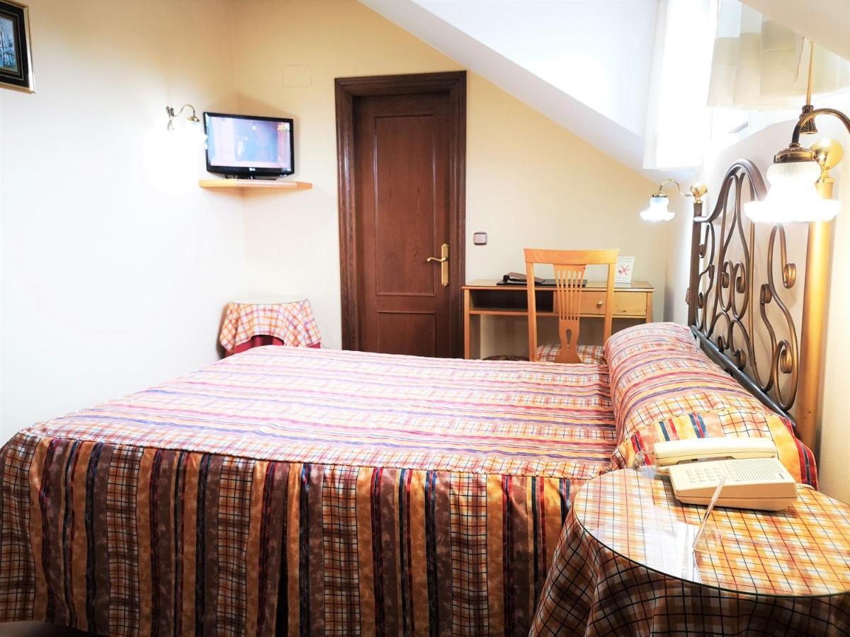 Hotel Y Casona El Carmen ペルロラ エクステリア 写真
